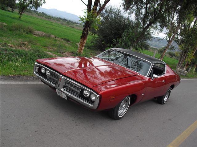 Dodge Charger Coupe 1971 #1865 - Detalle Auto 