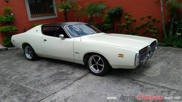 Dodge CHARGER SE EDICION ESPECIAL Coupe 1971 #29367 - Detalle Auto -  