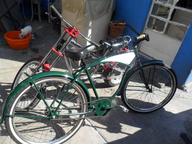 Bicicletas Antiguas Marca Schwinn Cruiser De Los 60S Y Chopper Moderna  #13007 - Detalle del Artículo 