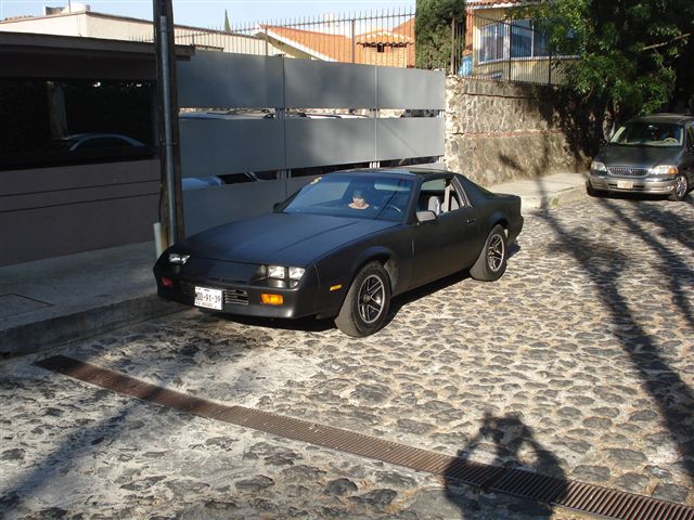 Chevrolet CAMARO Coupe 1985 #4387 - Detalle Auto 