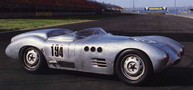 Borgward hizo campaña en los corredores Hansa RS1500 en 1952-54 y 1958. Los motores entregaron 154 CV de 1.4 litros. Los RS1500 se enfrentaron a Porsches en Nürburgring, La Carrera Panamericana y Le Mans. - Autos y sus historias