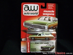 Auto World Muscle Wagons 1969 Chevrolet Kingswood Estate Escala 1/64