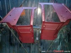 Cubieras traseras  interiores de Ford Mustang 80-84