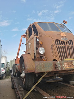 1942 Otro Autocar camión grúa aerea Camión