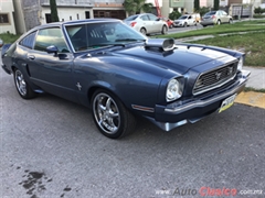 Día Nacional del Auto Antiguo Monterrey 2020 - Ford Mustang II 1974