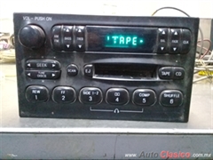 radio estereo  AM,FM, TKC para Ford Mustang ,Taurus,Contour,Ranger Pick-up 1994-2000